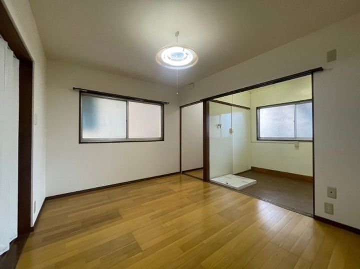 マンション難波の内装