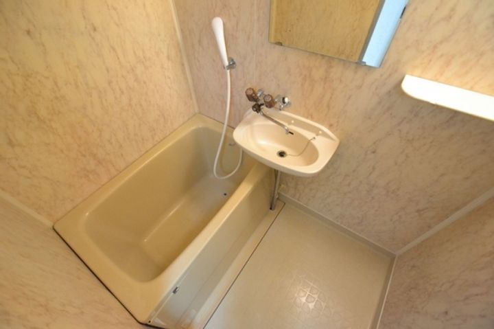 普茶マンションの風呂
