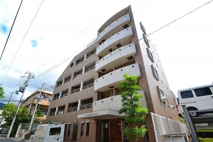 パレス東洋神戸5号館の外観