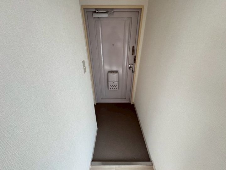 ルミエール大石の玄関