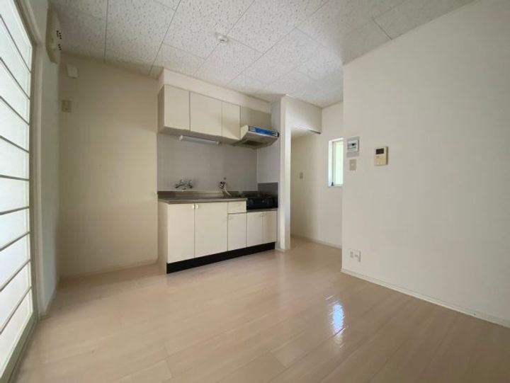 ヴィラ若木の居間