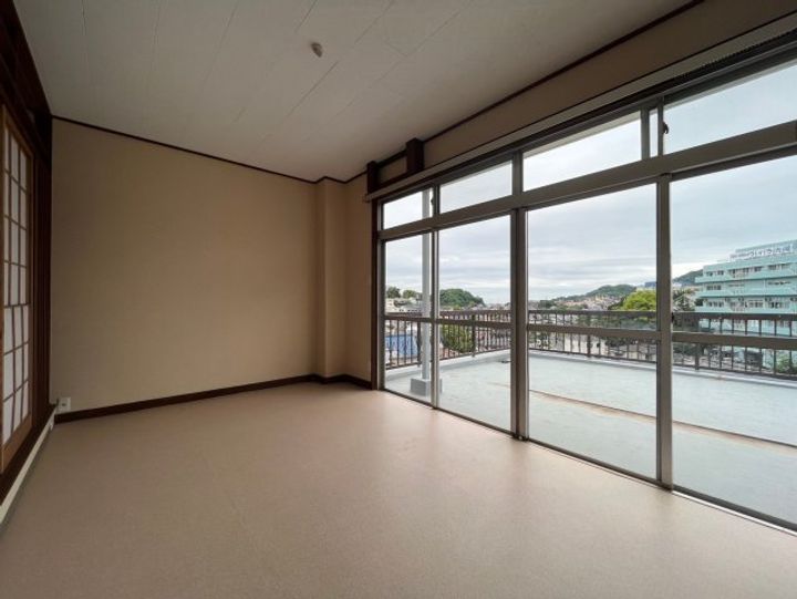 鶯橋マンションの内装