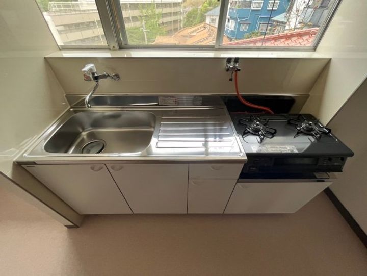 鶯橋マンションのキッチン