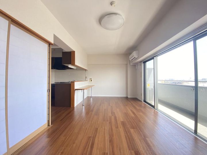 メイピース芦屋の居間
