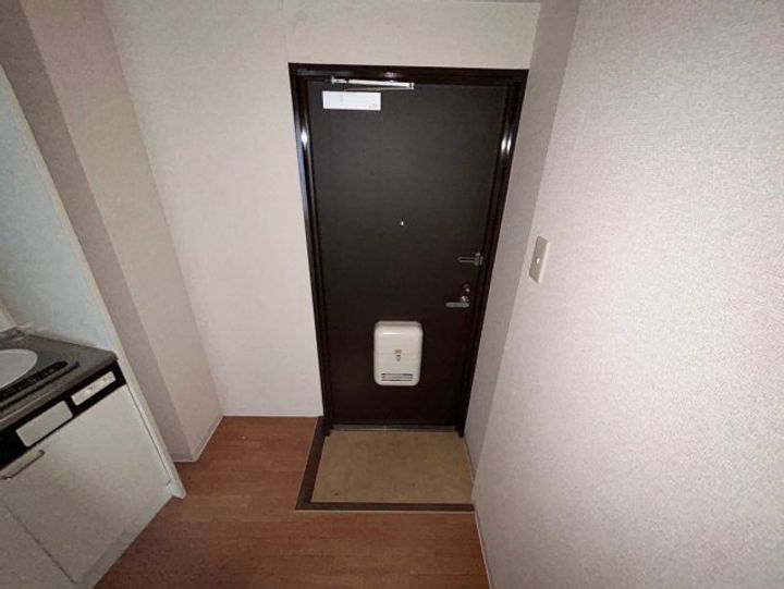 スマ扇コーポの玄関