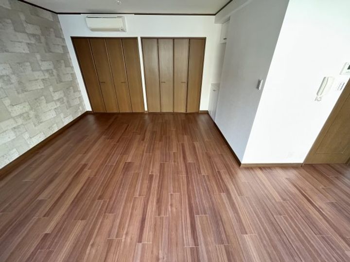 NEO壱番館の内装