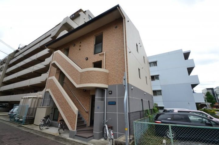 ピエタテール上沢の外観