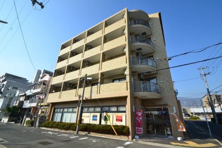 Riz Court六甲の外観