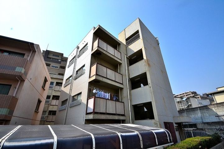 マツヤパークマンションの外観