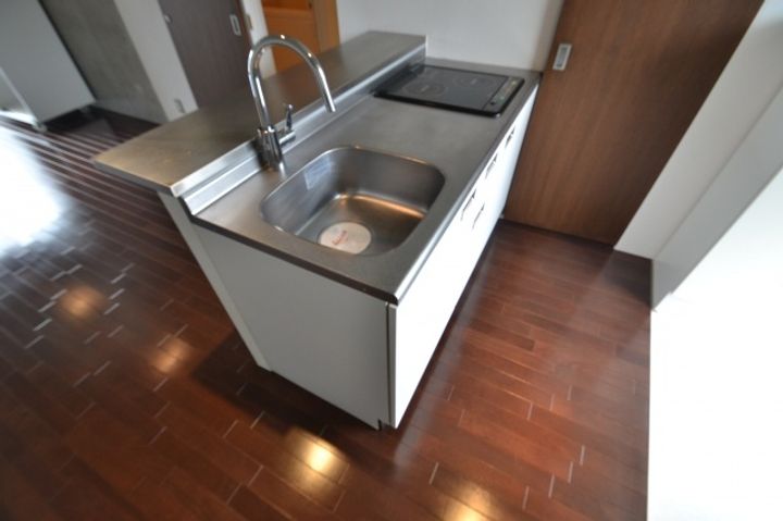 ロイスグラン神戸湊川公園のキッチン