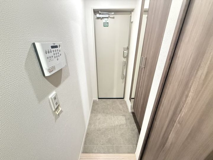 バレンティアの玄関