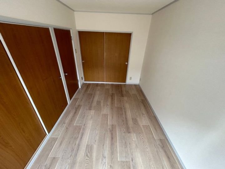 ヒルト丸山の内装