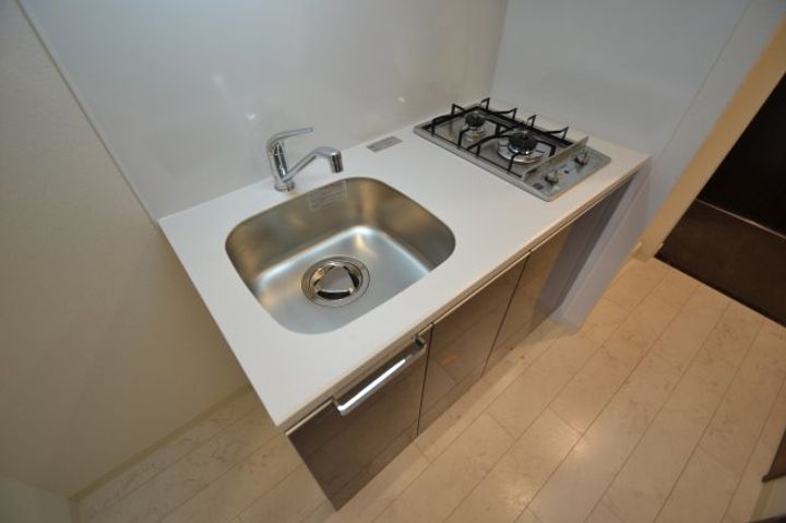 プレサンスTHE神戸のキッチン