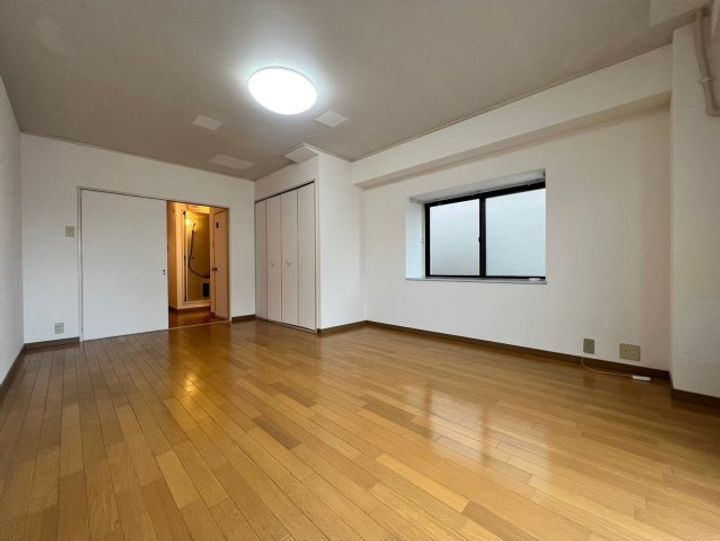 上山マンションの内装