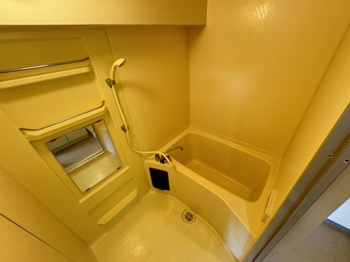 エール箕岡の風呂