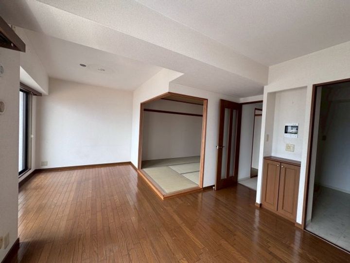 ステイツ神戸青谷・城の下通の内装