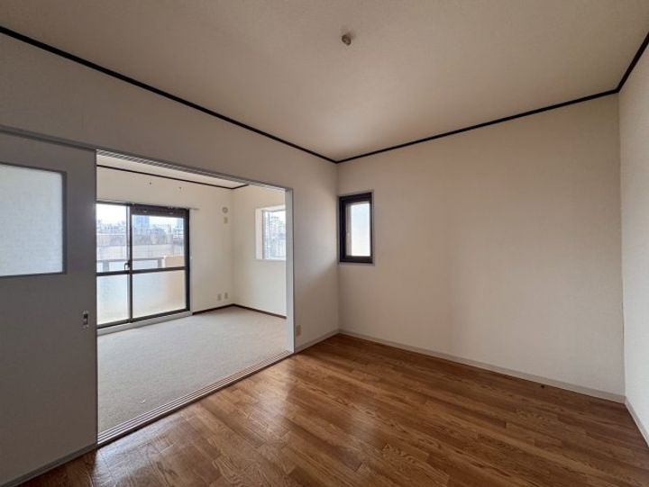 ハイム屋敷本の居間