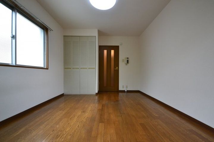 シェレナ六甲の居間