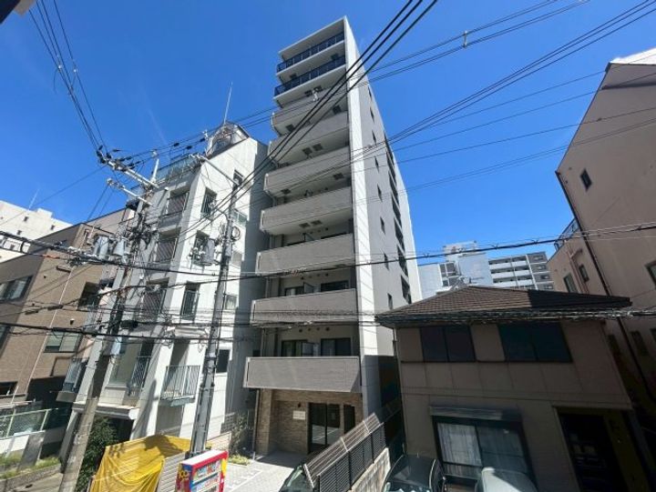レシオス神戸クラルスの外観