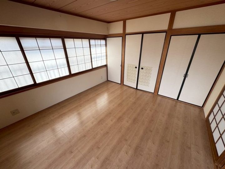 メゾン幸の内装