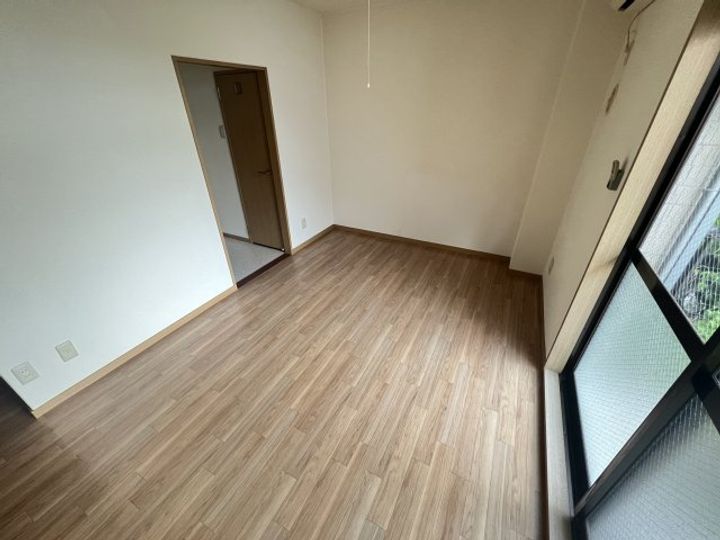 アルページュの内装