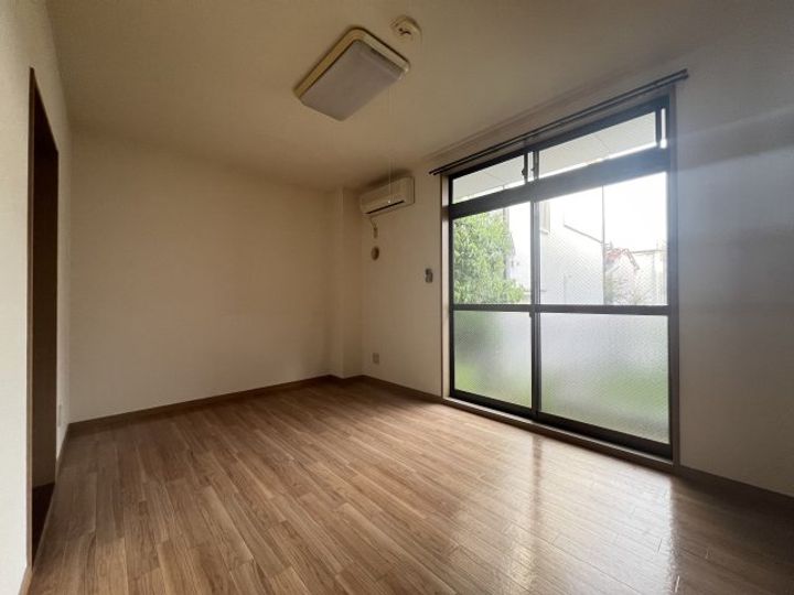 アルページュの居間