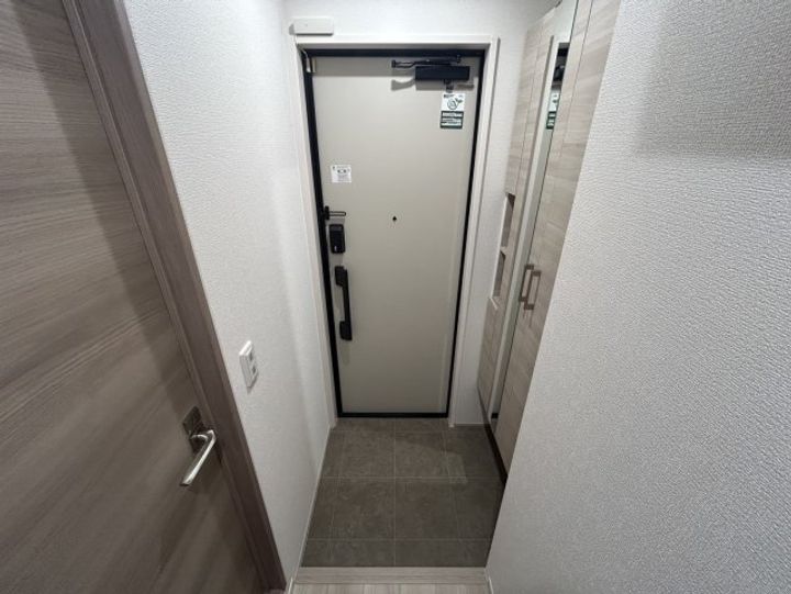 Euphoria籠池通の玄関