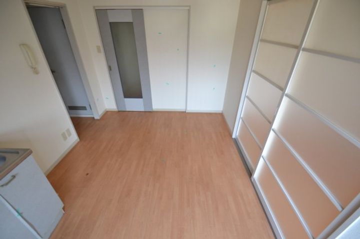 ディアス親和の内装