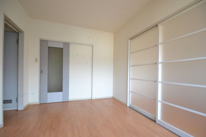 ディアス親和の内装