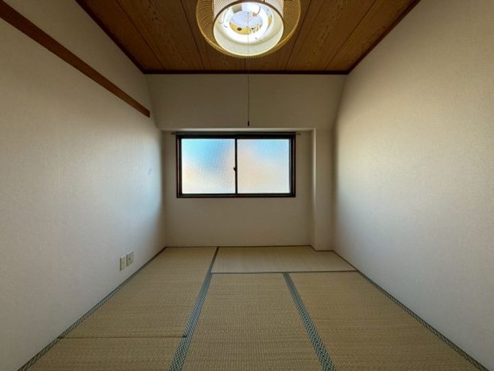 中間東雲ハイツの内装