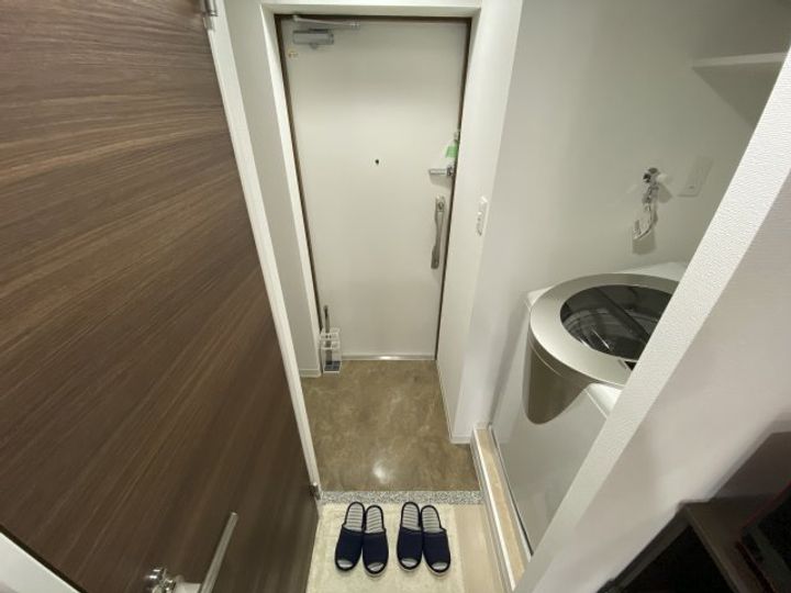 ラグゼ神戸WESTの玄関