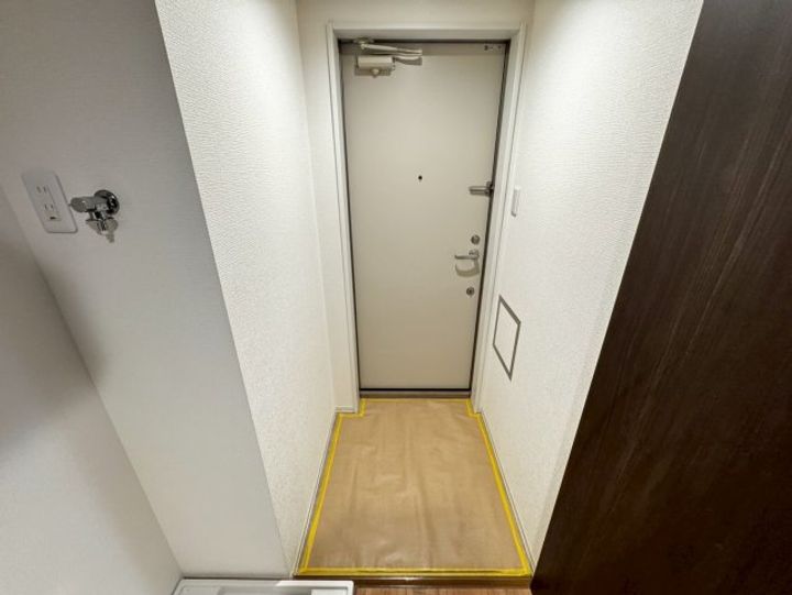 スリージェ5番館の玄関