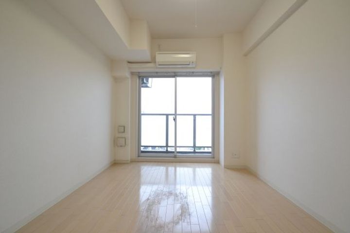 エステムプラザ神戸西4インフィニティの居間