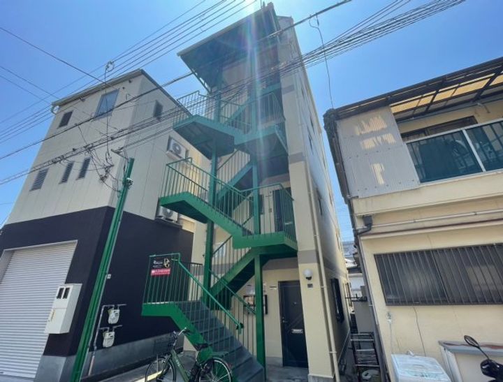 コムディッソエフモールの外観