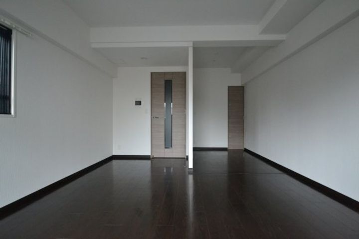 コスモリード神戸三宮の内装