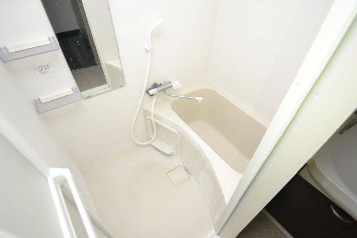 コスモリード神戸三宮の風呂