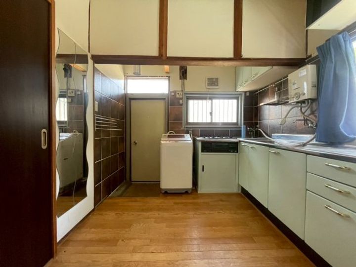 北野町マンション301の居間