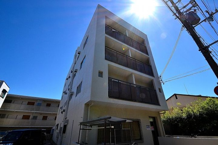 城村マンションの外観