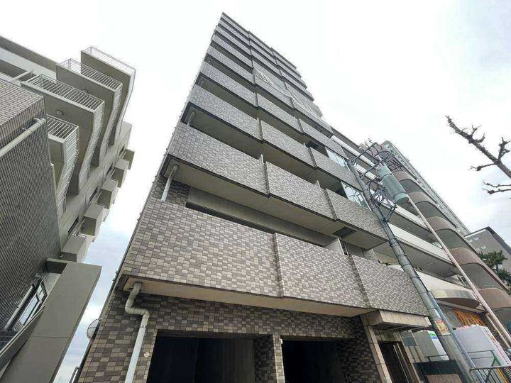 ファビュロウスSANKOの外観