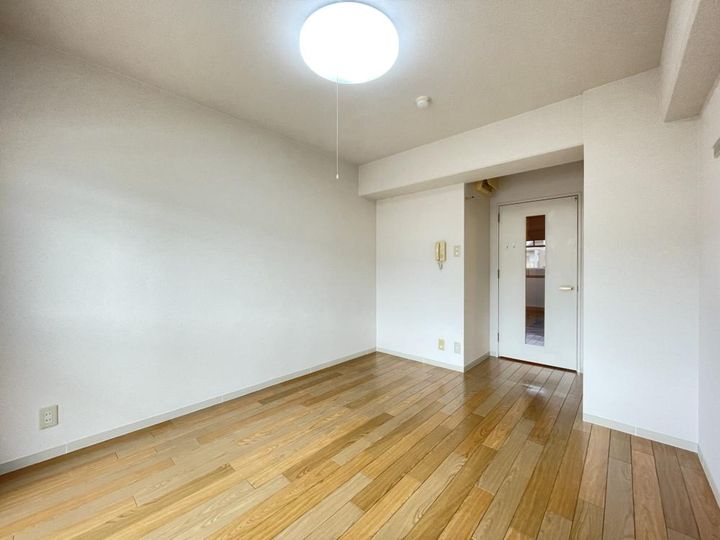 ファビュロウスSANKOの内装