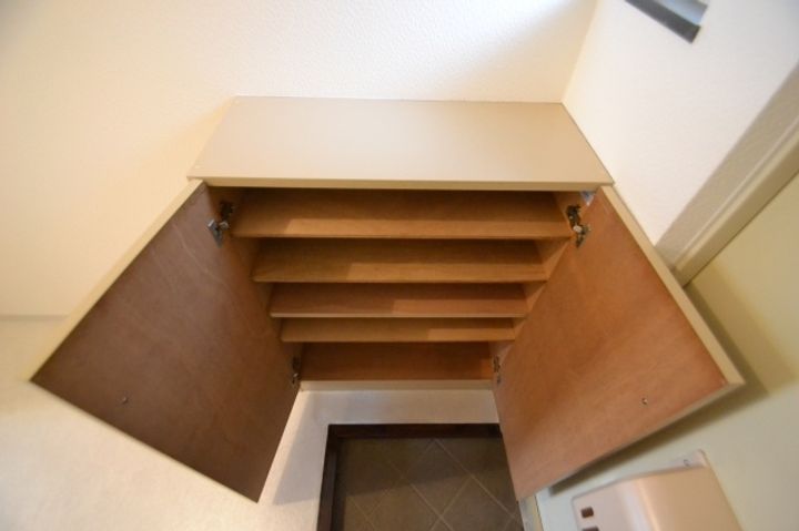 クイーンズコート西灘の内装