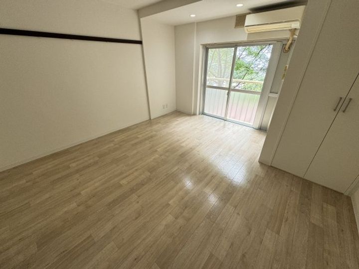 岡本梅林住宅 6号棟の内装