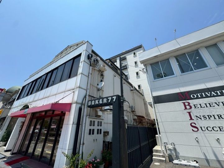 BAKER77の外観