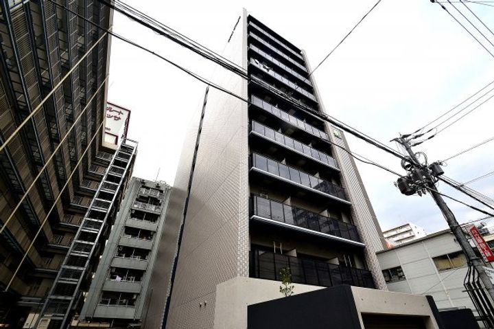 ファーストフィオーレ神戸湊町の外観