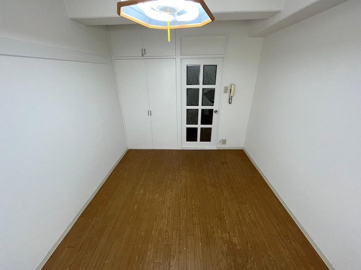 シャルマン湊川の内装