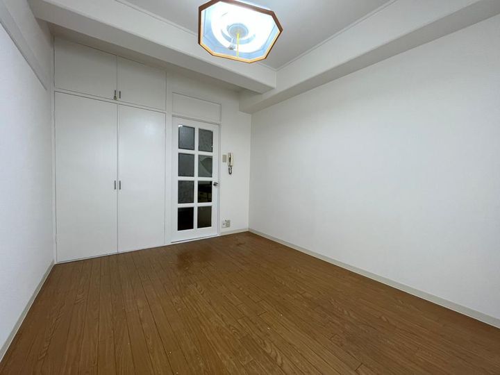 シャルマン湊川の内装