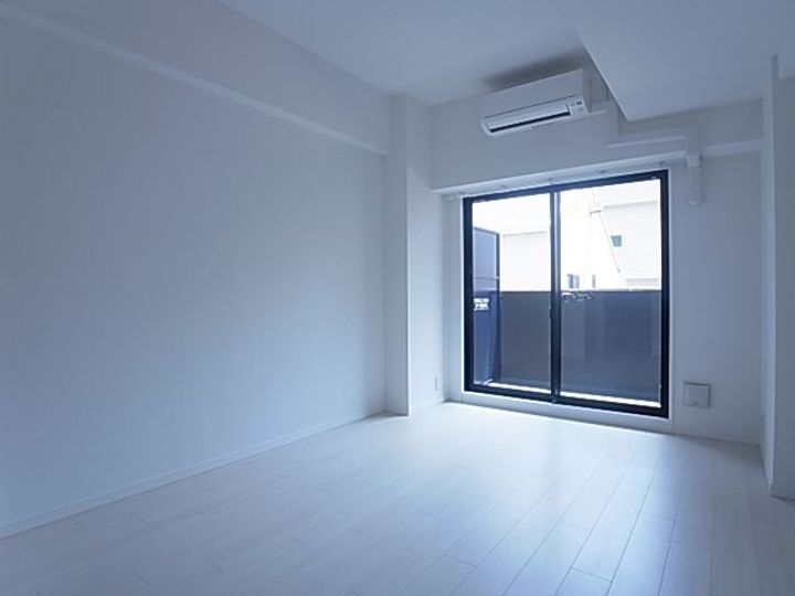 S-RESIDENCE神戸磯上通の居間
