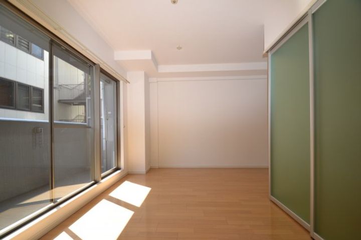 グレンパーク兵庫駅前の居間