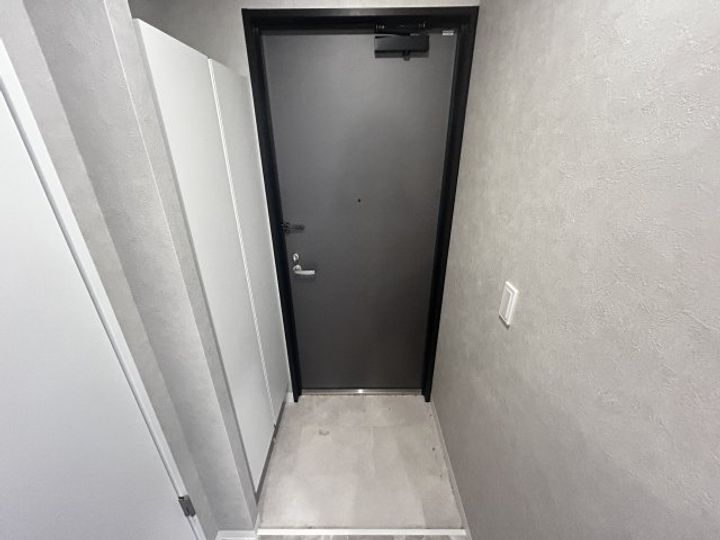 クレール西多聞通の玄関