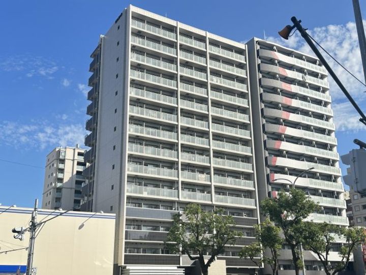 エスリード神戸ハーバーテラスの外観